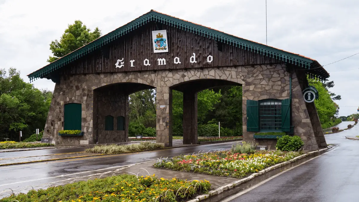 tri hotel lago gramado