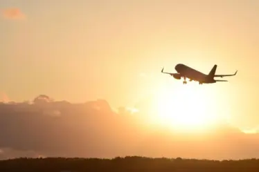 Qual melhor horário para comprar passagem aérea
